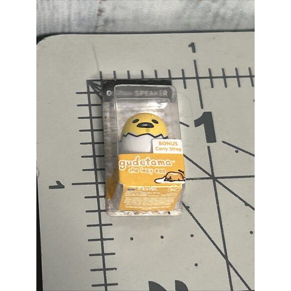 Zuru Mini Brands Series 4 Wave Gudetama THE LAZY EGG Bluetooth Speaker Miniature - Picture 3 of 3